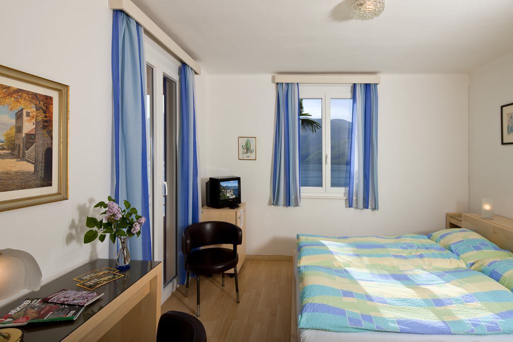 Hotel Primavera Brissago Exteriör bild